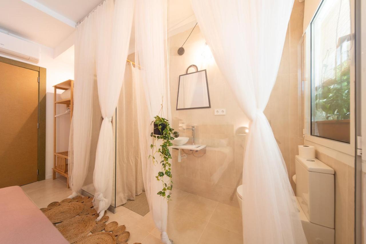Sitges Beach Hostal Экстерьер фото
