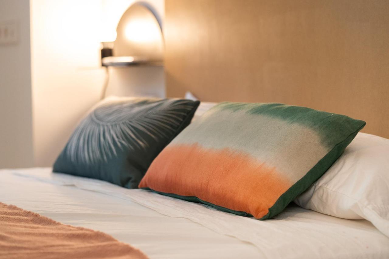 Sitges Beach Hostal Экстерьер фото